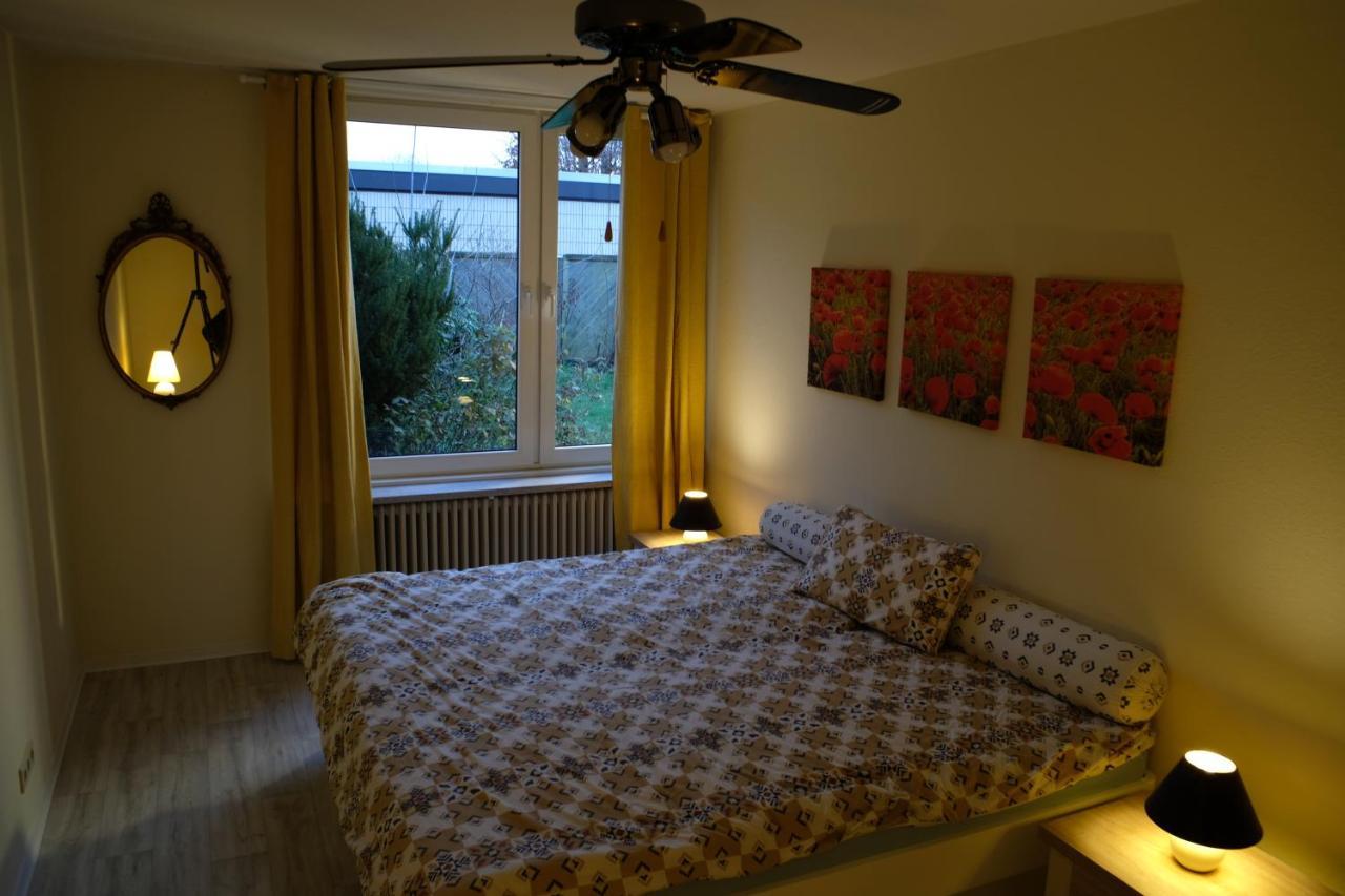 Ruhiges Haus Mit Privatem Garten Halstenbek Dış mekan fotoğraf