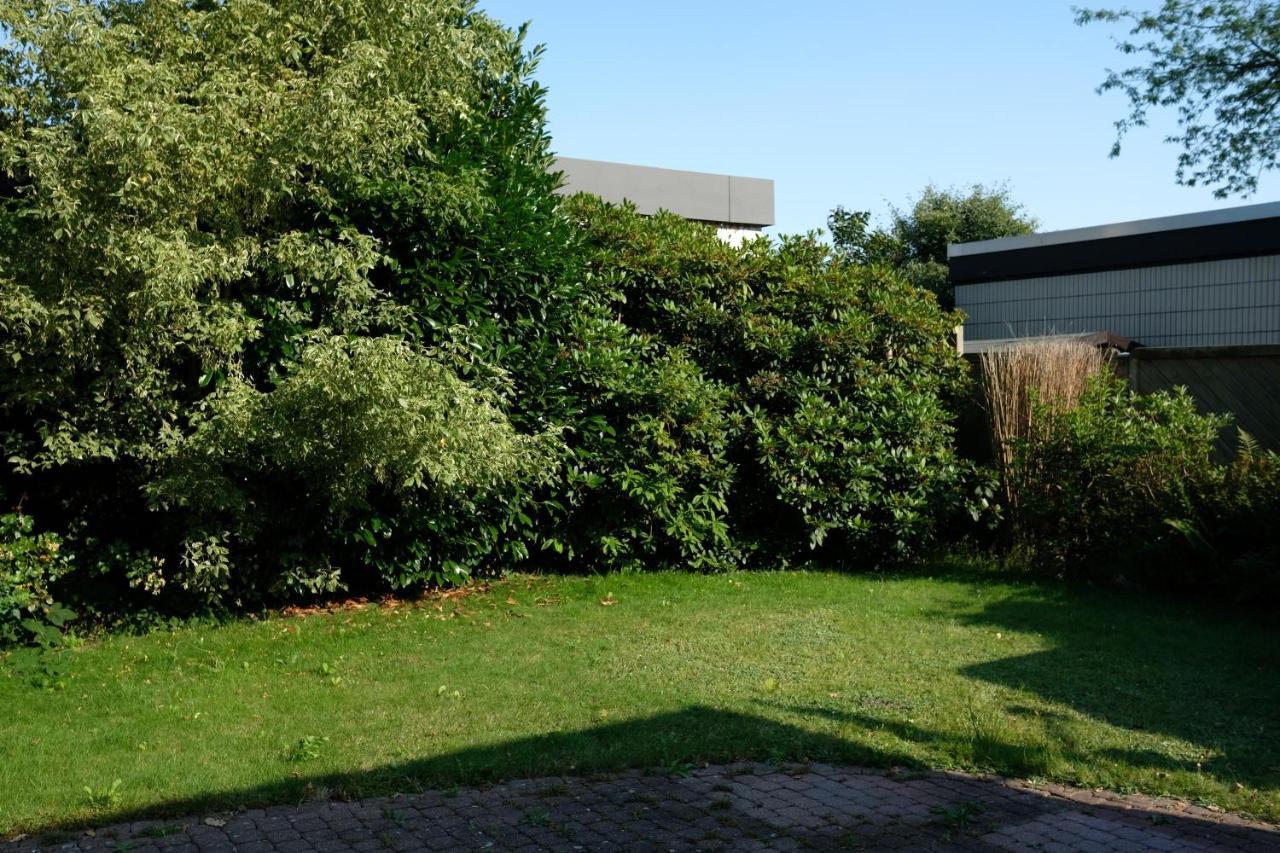 Ruhiges Haus Mit Privatem Garten Halstenbek Dış mekan fotoğraf